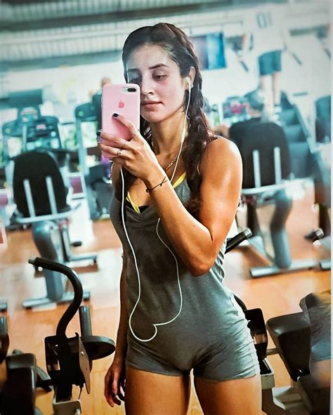 Jenny Taborda Porn Videos .